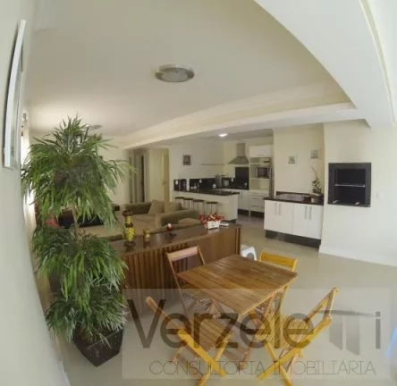 Imagem Apartamento para Temporada em Balneário Camboriú / SC no bairro Centro