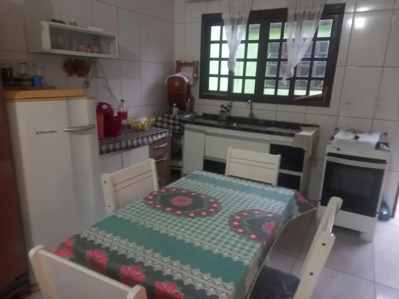 Imagem Casa para Venda em Itanhaém, Balneário Califórnia, 2 dormitórios, 2 suítes, 2 banheiros, 4 vagas