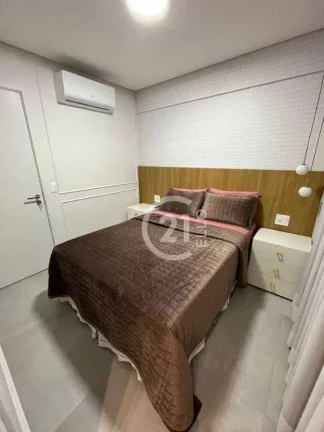 Imagem Apartamento com 3 dormitórios à venda, 66 m² - Moema - São Paulo/SP