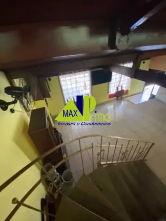 Imagem Salão Comercial de Alto Padrão para Locação na Penha de França, São Paulo-SP: 1 Sala, 3 Banheiros, 90m² de Área