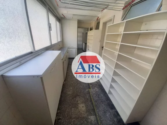 Imagem Apartamento com 3 dormitórios à venda, 163 m² por R$ 999.000 - Gonzaga - Santos/SP Prédio com piscina próximo ao mar