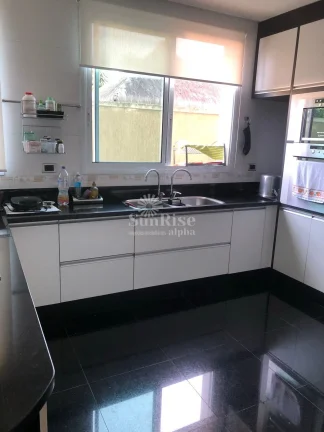 Imagem Casa em condomínio com 400m² de terreno á venda, 4 suítes e 4 vagas R$3.500.000 Aldeia da Serra-SP