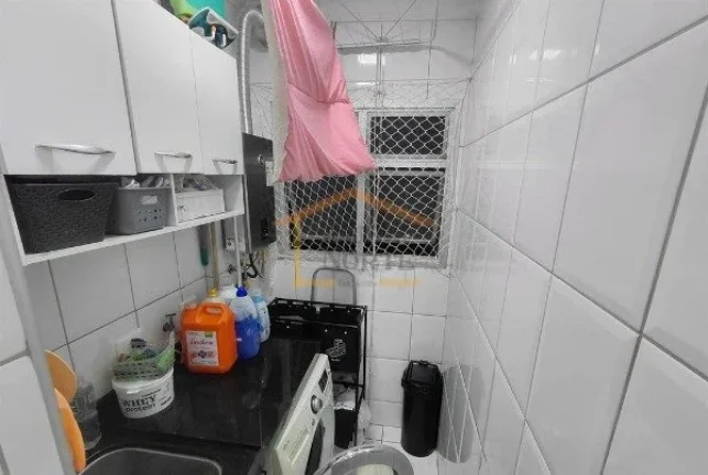 Imagem Apartamento reformado, 3 dormitórios, sendo 1 suíte, sala para 2 ambientes, sacada, cozinha com ar...