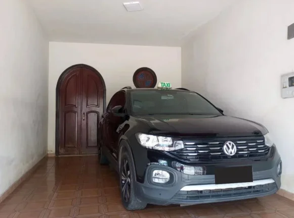 Imagem Casa à venda em Barroso, Centro, com 3 quartos, 241,22m2
