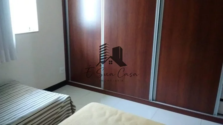 Imagem Casa de 5 Quartos, Bairro Camargos
