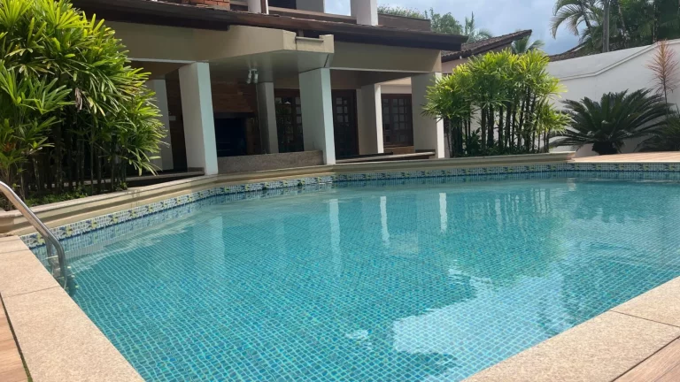 Imagem Imóvel de Luxo: Casa à Venda na Riviera de São Lourenço Módulo 22 com 8 Quartos, 6 Suítes e 6 Vagas de Garagem