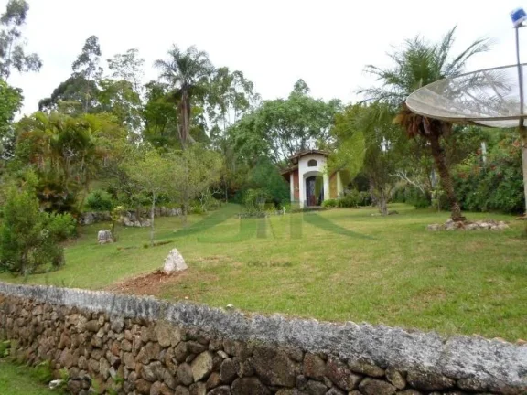 Imagem Lindo Sitio à Venda em Atibaia com 30 mil m ²