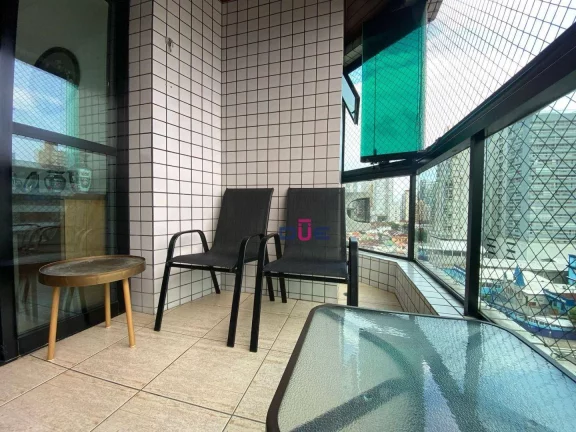 Imagem Apartamento com 2 dormitórios sendo 1 suíte, vaga demarcada, andar alto de frente. À venda, 107 m² por R$ 750.000 - Campo Grande - Santos/SP