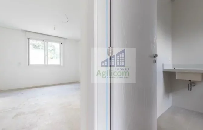 Imagem CASA DE CONDOMÍNIO À VENDA EM CAMPO BELO COM 4 DORMITÓRIOS