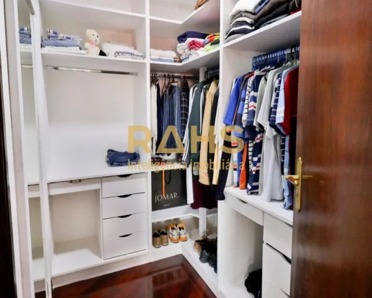 Imagem Ótima casa averbada e semi mobiliada localizada no bairro Costa e Silva, próximo a Marquês de Oli...