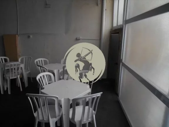 Imagem CASA COM INSTALAÇÕES DE BUFFET E FESTAS EM GERAL