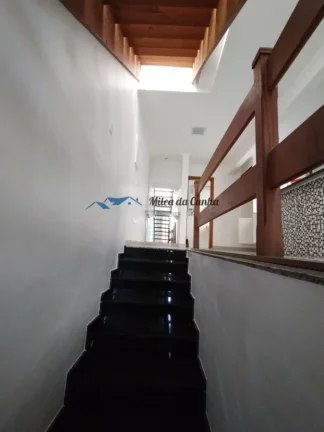 Imagem Sobrado à Venda com 3 dormitórios, 4 vagas, Vila América, Santo André