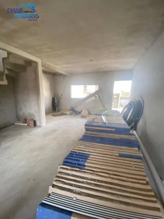 Imagem Ótimo sobrado 3 amplos quartos sendo um suíte/Closet, com 110 met