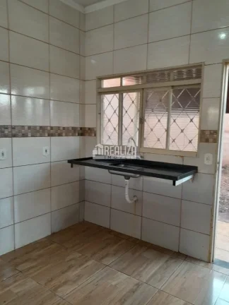 Imagem Vende-se casa com dois quartos no Bairro Monte Castelo- Igarapava/SP
