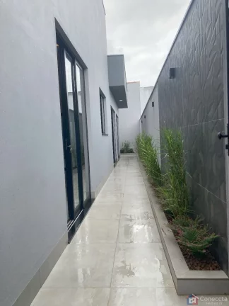 Imagem Casa Moderna à Venda com 3 Quartos (1 Suíte) e Área Gourmet – 300m² no Bairro Tranquilo de Patos de Minas/MG