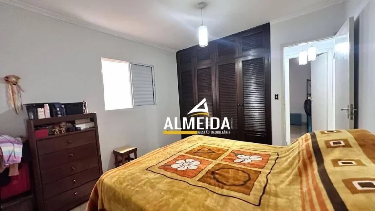 Imagem Casa com 3 dormitórios à venda, 200 m² por R$ 600.000,00 - Parque Universitário - Rio Claro/SP