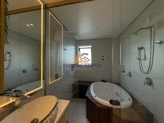 Imagem Cobertura duplex com 271m² de área privativa e 4 suítes, frente mar na Praia do Gravatá em Navegantes - Adriano Carpes Imóveis vende!