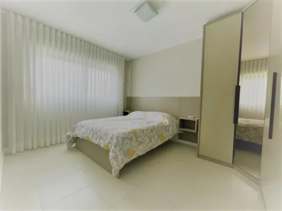 Imagem Casa com 3 quartos, 387m2, à venda em Balneário Piçarras, Centro
