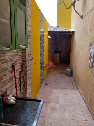 Imagem Casa com 3 dormitórios à venda, 3 m² por R$ 450.000,00 - Mutuá - São Gonçalo/RJ