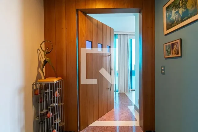 Imagem Casa à venda - Copacabana, 748m2