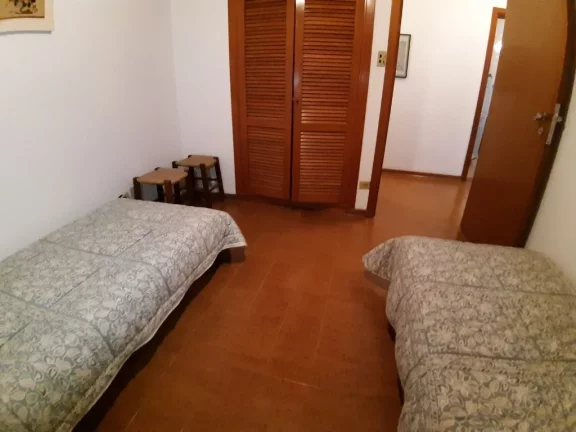 Imagem Pitangueiras. Apto. amplo com 03 dorm. sendo 01 suíte