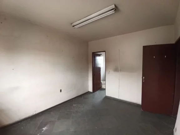 Imagem Sobrado com 5 dormitórios à venda, 338 m² por R$ 550.000,00 - Centro - Poá/SP