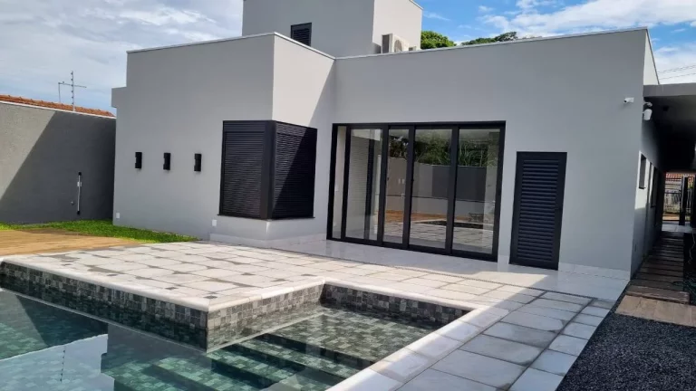 Aluga-se ou venda Casa Altíssimo Padrão