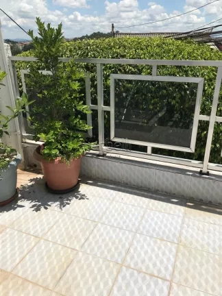 Imagem Sobrado com 130 metros quadrados com 3 dormitórios sendo 1 suíte com sacada e vista panorâmica, 1...