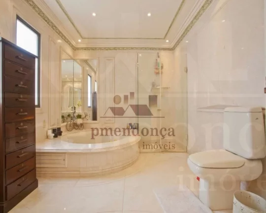 Imagem Luxuos­ssimo apartamento de 500m² em Higienopolis!