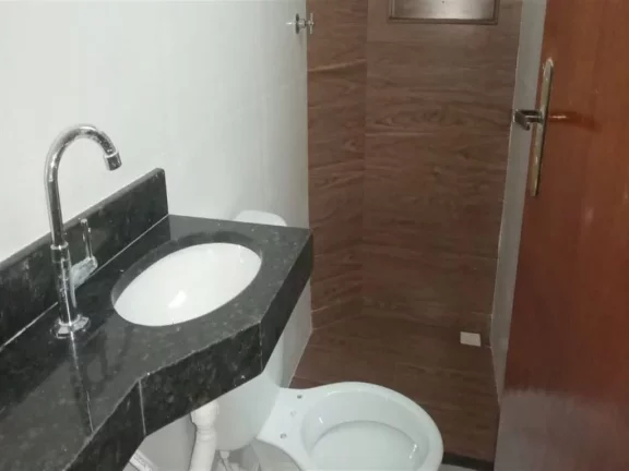 Imagem Casa com 2 dormitórios à venda, 70 m² por R$ 295.000 - Mirim - Praia Grande/SP