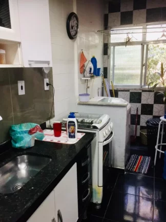 Imagem Apartamento para Venda em Rio de Janeiro, Jacarepaguá, 2 dormitórios, 1 banheiro, 1 vaga