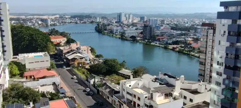 Imagem Apto para venda 1 Dorm de frente no Centro Torres/RS. - AP2436