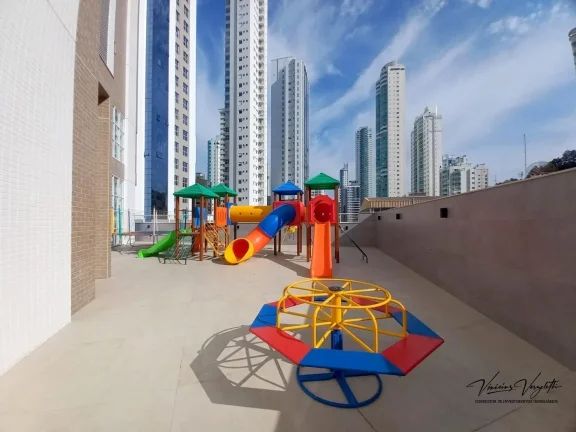 Imagem Apartamento Quadra Mar para Venda em Balneário Camboriú / SC no bairro Pioneiros