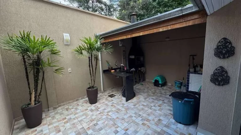 Imagem Cond. Village Wimblendon - 3 dorms / 1 ste, quintal privativo!