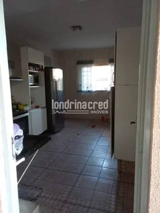 Imagem Sobrado na Zona Oeste de Londrina com 3 quartos (1 suíte), sala, cozinha, banheiro, lavanderia coberta, garagem, 221m² de terreno e 100m² construídos