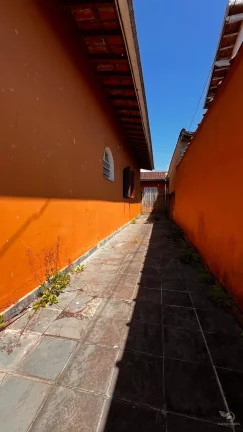 Imagem CASA À VENDA COM 4 DORMITÓRIOS NO CENTRO DE UBATUBA- SÃO PAULO