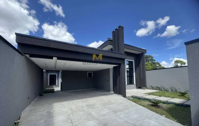 Imagem Casa de Alto Padrãoà venda, com píscina 2 suítes no Centro de Piraquara