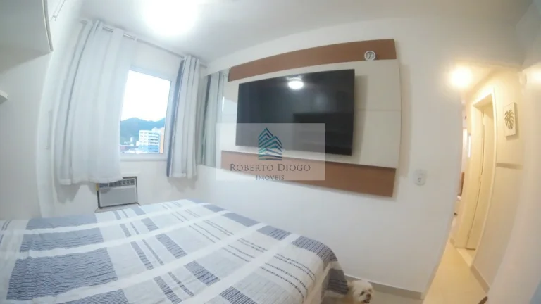 Imagem Apartamento à venda em Rio de Janeiro-RJ, bairro Camorim: 2 quartos, sala, banheiro, vaga de garagem. Confira!