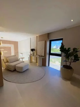 Imagem Casa alto padrão em condomínio fechado, 4 suítes sendo 1 master e 4 vagas, em Camboriú/SC