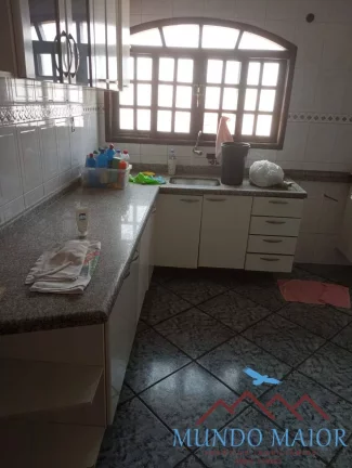 Imagem Sobrado com 4 Quartos e 3 banheiros à Venda, 150 m -Vila LInda !!!!!