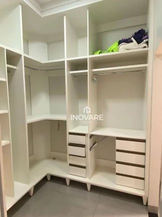 Imagem Casa com 3 dormitórios à venda, 202 m² por R$ 850.000,00 - Setor Paranaíba - Itumbiara/GO
