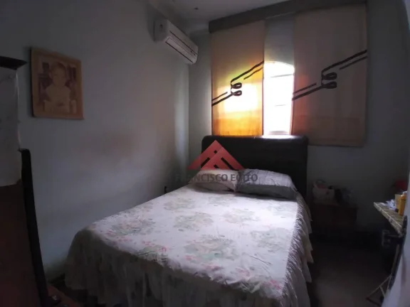 Imagem Casa com 2 dormitórios à venda por R$ 450.000,00 - Camarão - São Gonçalo/RJ
