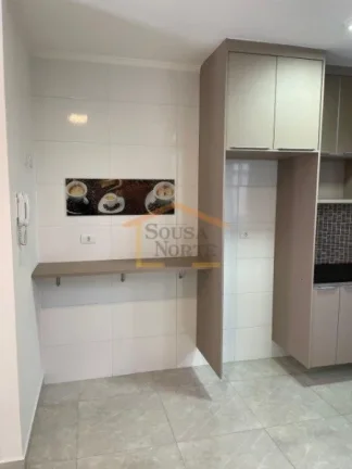 Imagem Sobrado em condomínio fechado, 2 dormitórios, sendo 2 suítes, com armários, camas e colchões, e...