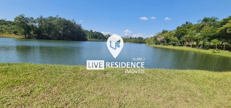 Imagem Terreno de 1.119 metros a venda em excelente condomínio com Lagos