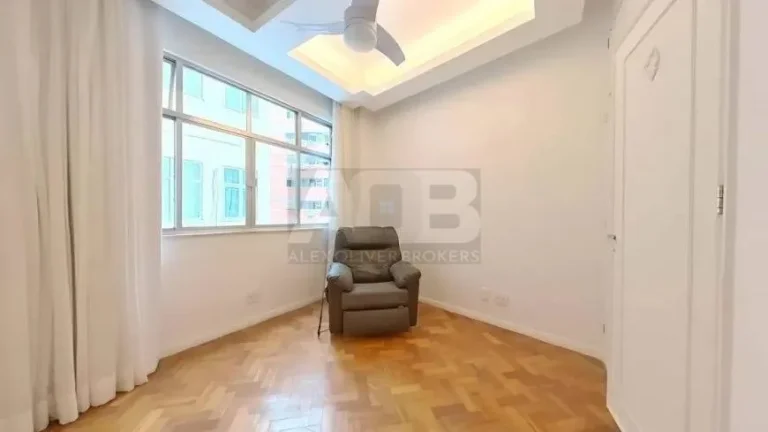 Imagem Apartamento de 2 quartos à venda no Leblon, 67m2, 1vga, na Bartolomeu Mitre