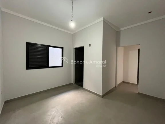 Imagem Casa à Venda no Condomínio Flor da Serra em Valinhos/SP