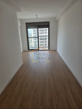 Imagem A planta bem distribuída conta com 3 suítes, 2 salas e uma cozinha integrada, proporcionando ampla...