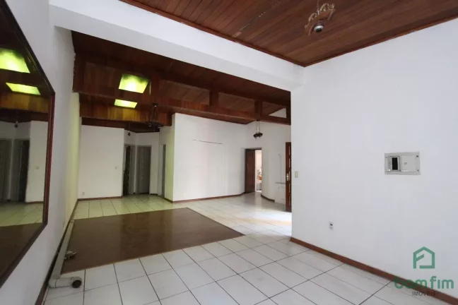 Imagem Casa para aluguel, 4 quarto(s), Bairro Centro Histórico, Porto Alegre/RS. - CA2557