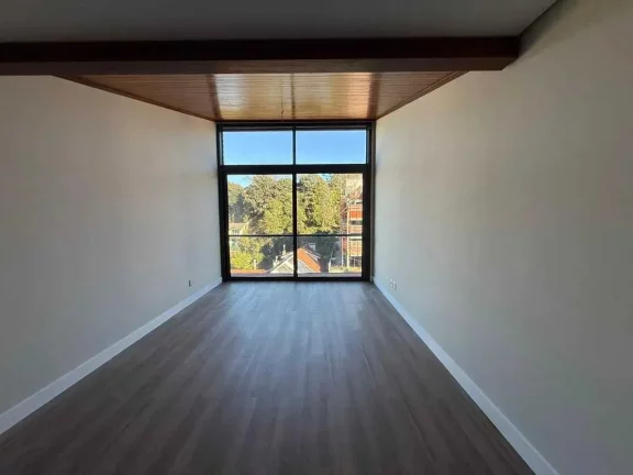 Imagem Apartamento no com 2 suítes e 1 vaga de garagem no Centro em Gramado