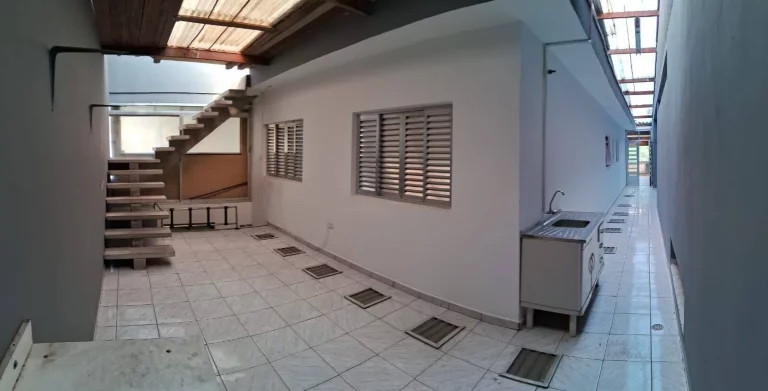 Imagem Sobrado com 3 dormitórios à venda, 301 m² por R$ 749.000,00